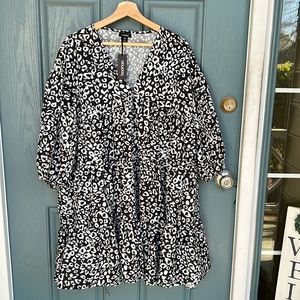 NWT Boohoo Plus Leopard Tiered Smock Dress